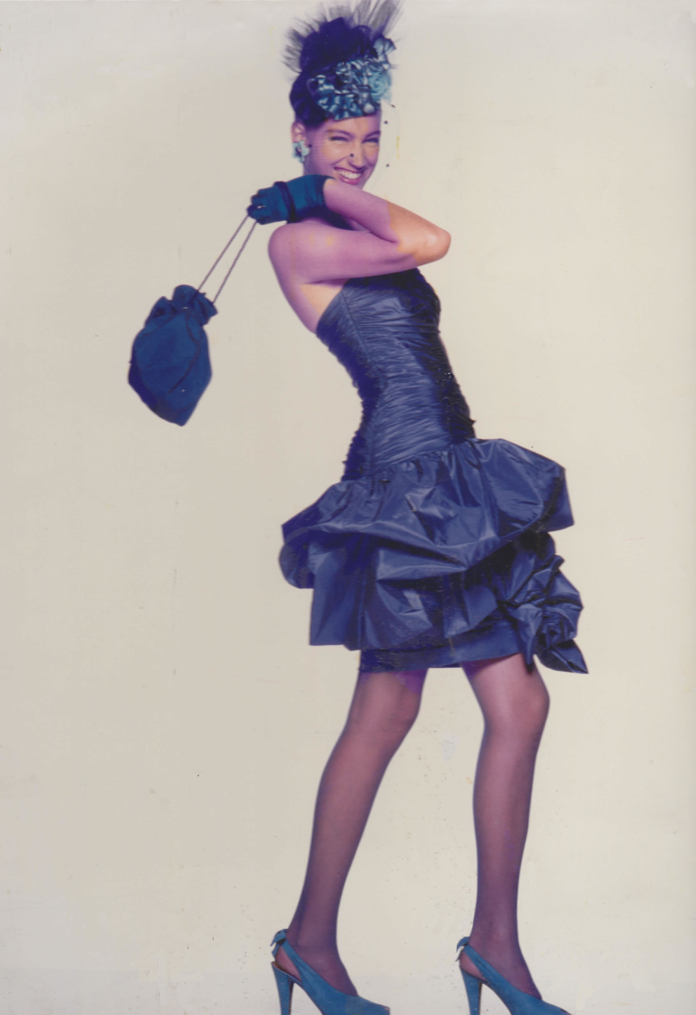 Vicky Tiel originated the pouf dress in 1976, as part of the premier collection for the Vicky Tiel boutique in Henri Bendel’s NYC.