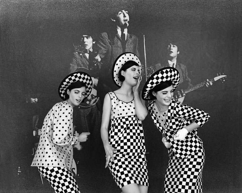 Triplets, New York, 1964. Photo by Jerry Schatzberg.