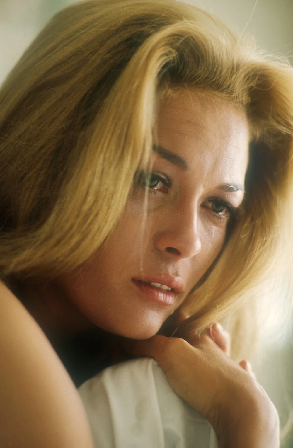 Faye Dunaway, 1966. Photo by Jerry Schatzberg.