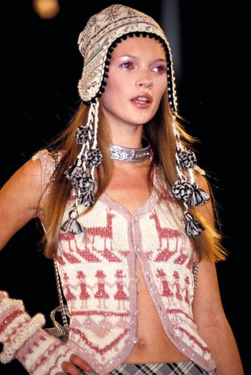 Kate Moss at Anna Sui's s/s 1993 show.