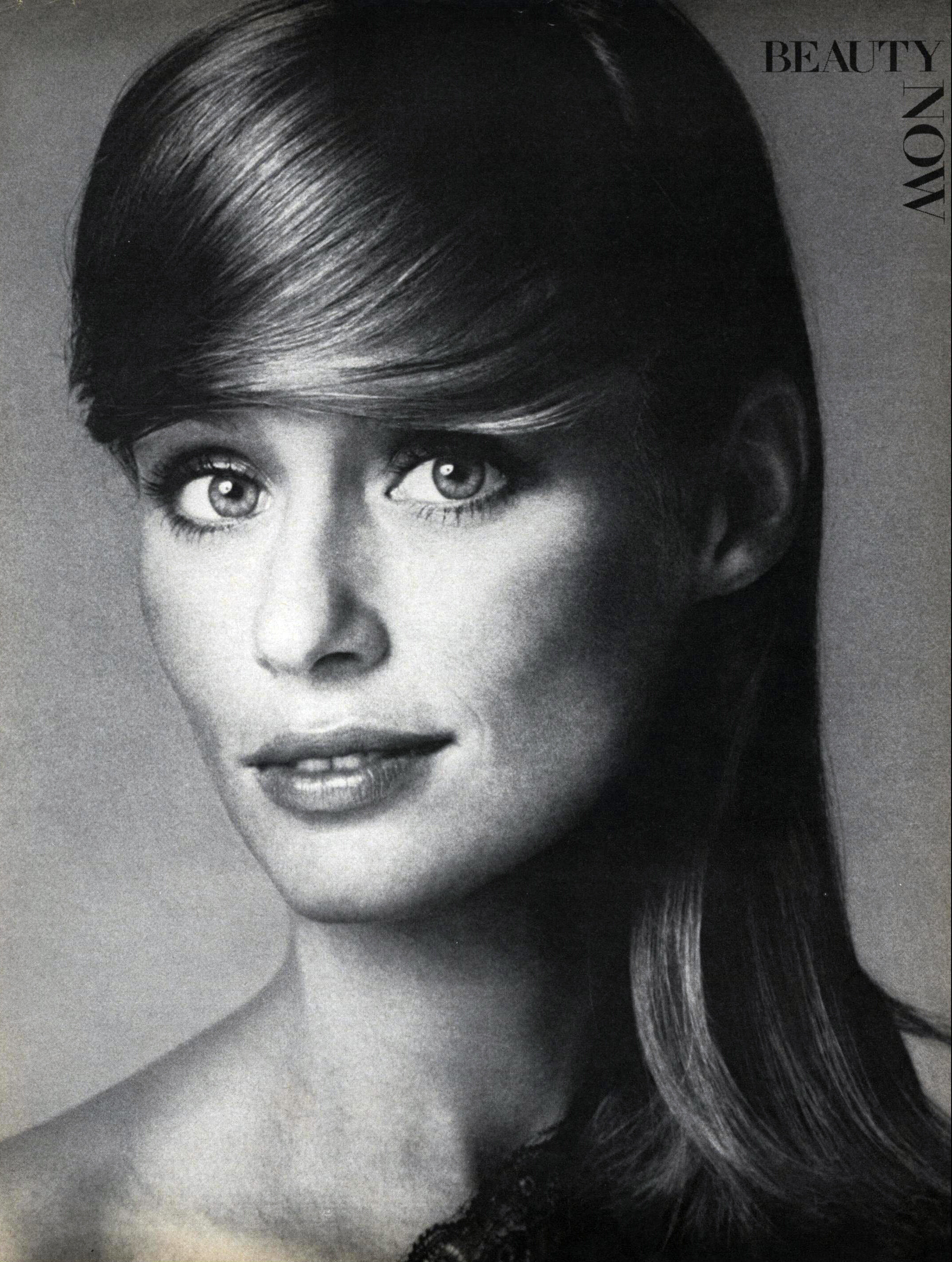 Vogue (Apr 1, 1973)_avedom_gillette_.jpg