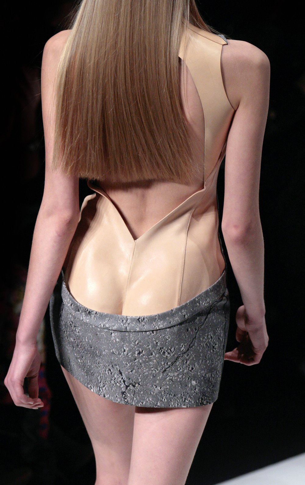 whitaker-malem-fashion-hussein-chalayan-formed-leather-breastplate-dress-03.jpg