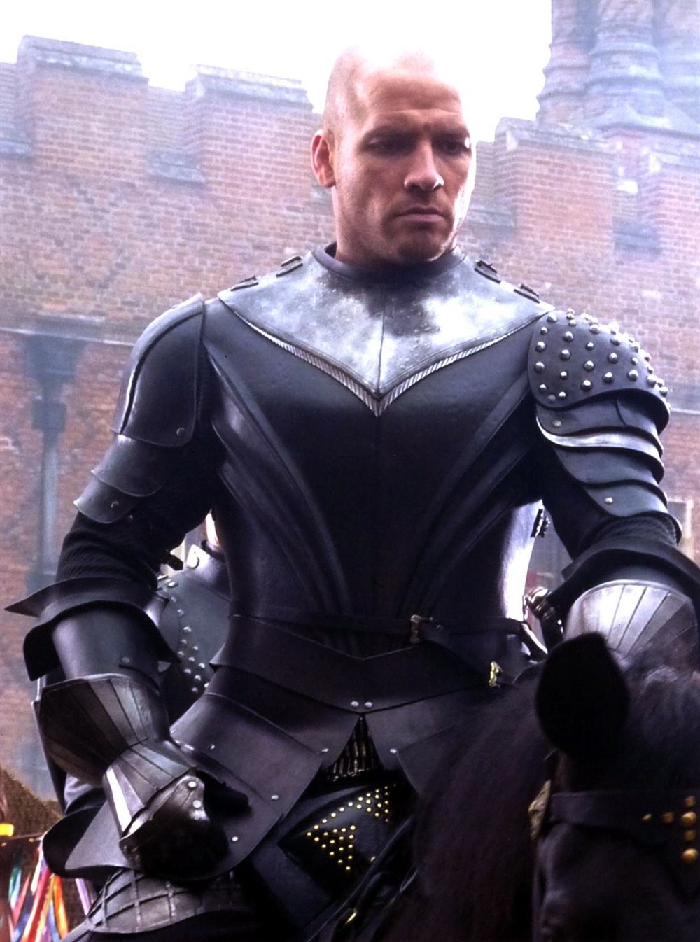 whitaker-malem-movie-jack-the-giant-slayer-leather-armour-costume-02.jpg