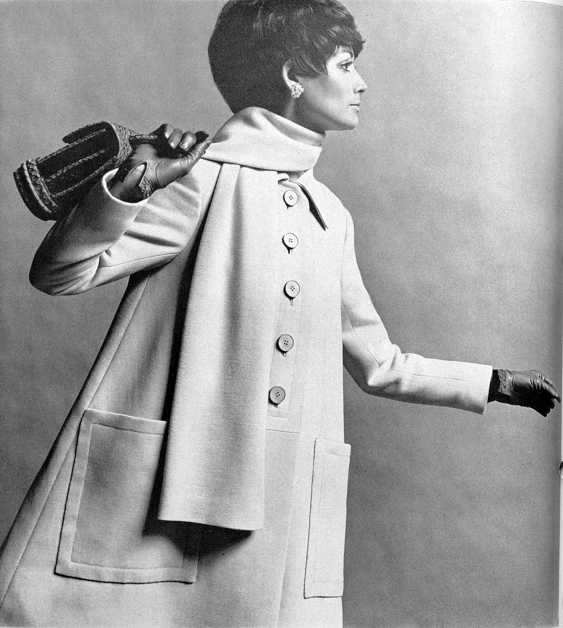 Harper's Bazaar ; London (Oct 1968)_dormer_coats_46.jpg