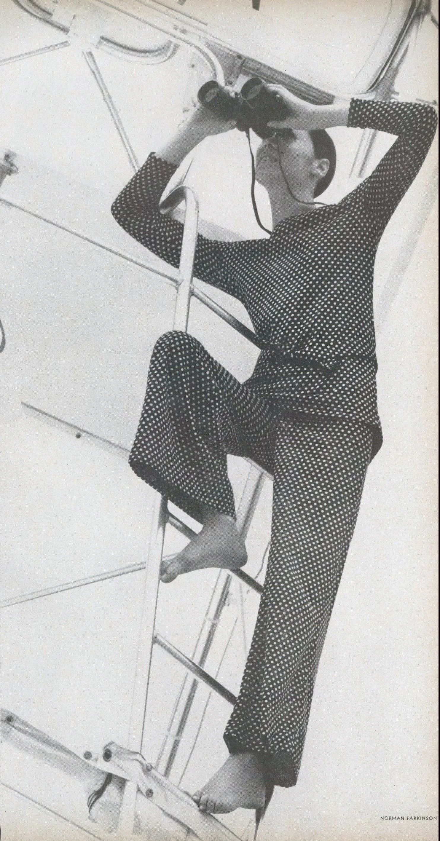 Vogue (Jan 15, 1969)_parkinson_elias.jpg