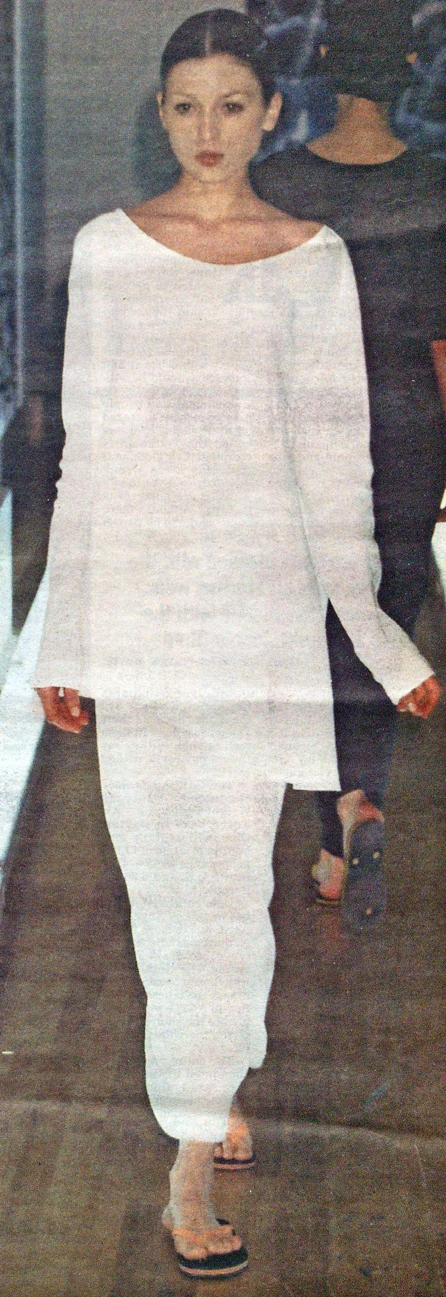 WWD (Nov 11, 1998)_shamsk_7.jpg
