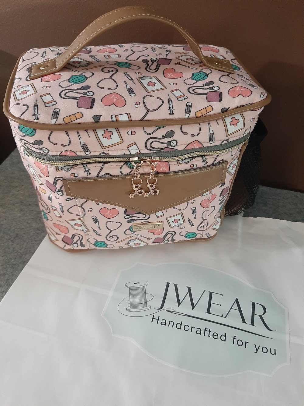 Nurse Print Lunch Bag  JWEAR Inc Custom Order — JWEAR Inc.