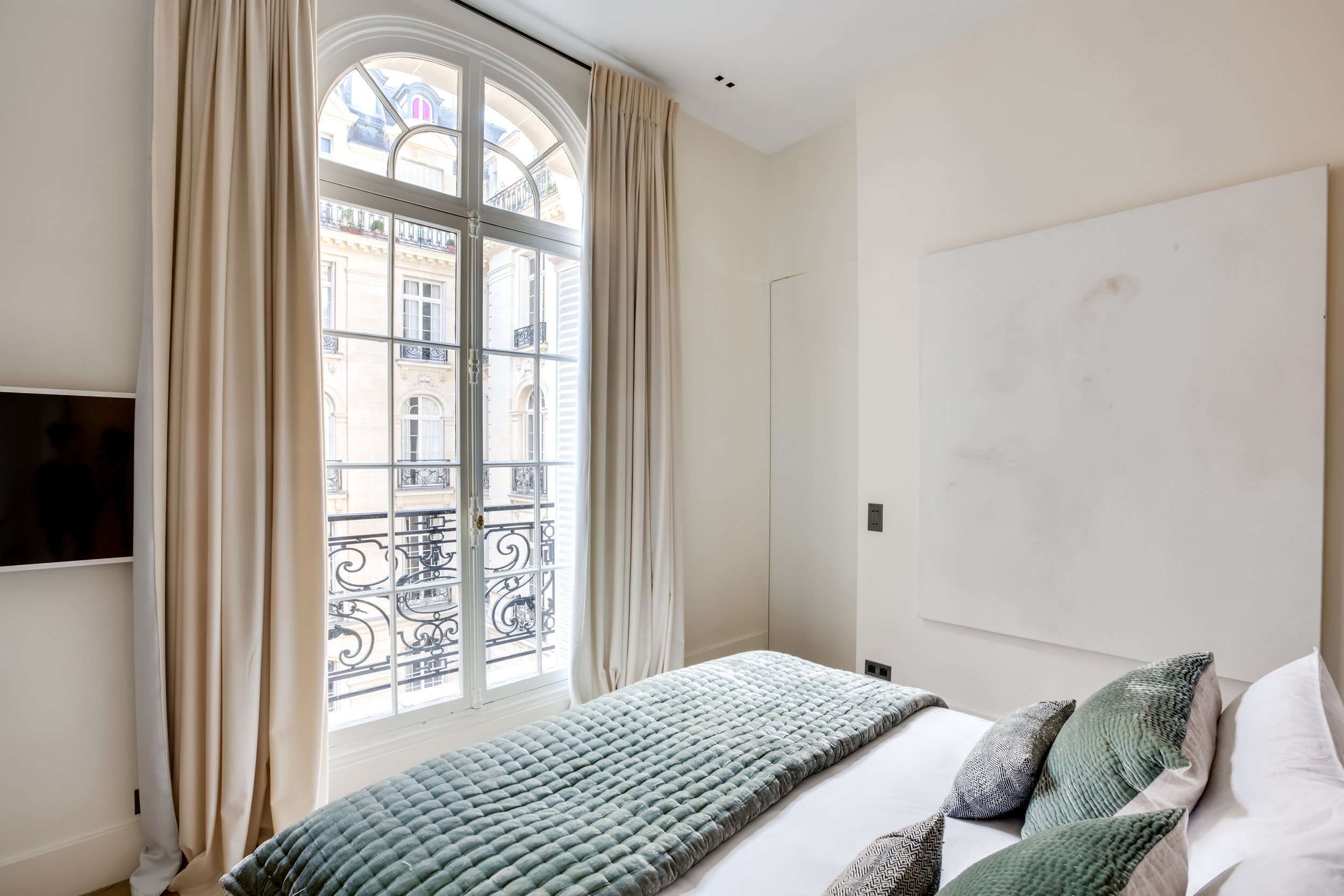 Rénovation d’un appartement parisien haut de gamme : budget, délais et erreurs à éviter