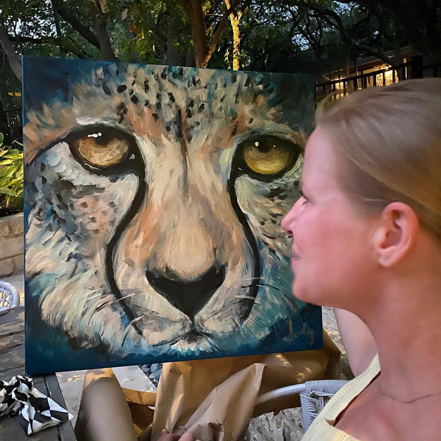 Loved painting this beautiful animal but especially loved seeing the reaction on my friends face when she opened it. #cheetah #twobeauties @rsheriff