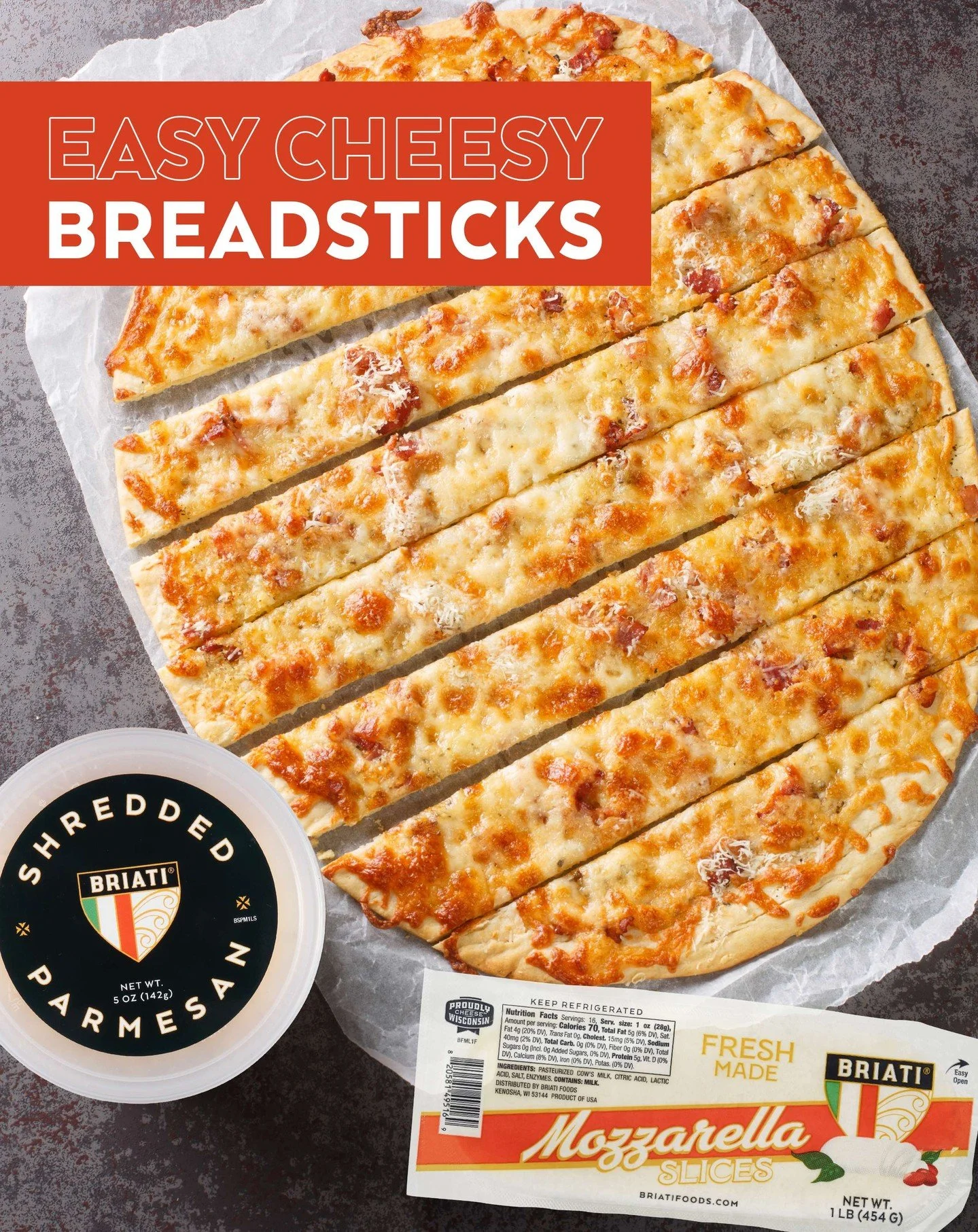 When bread meets cheese, magic happens. ✨ Golden, cheesy breadsticks are just a swipe away, get the recipe! ➡️
