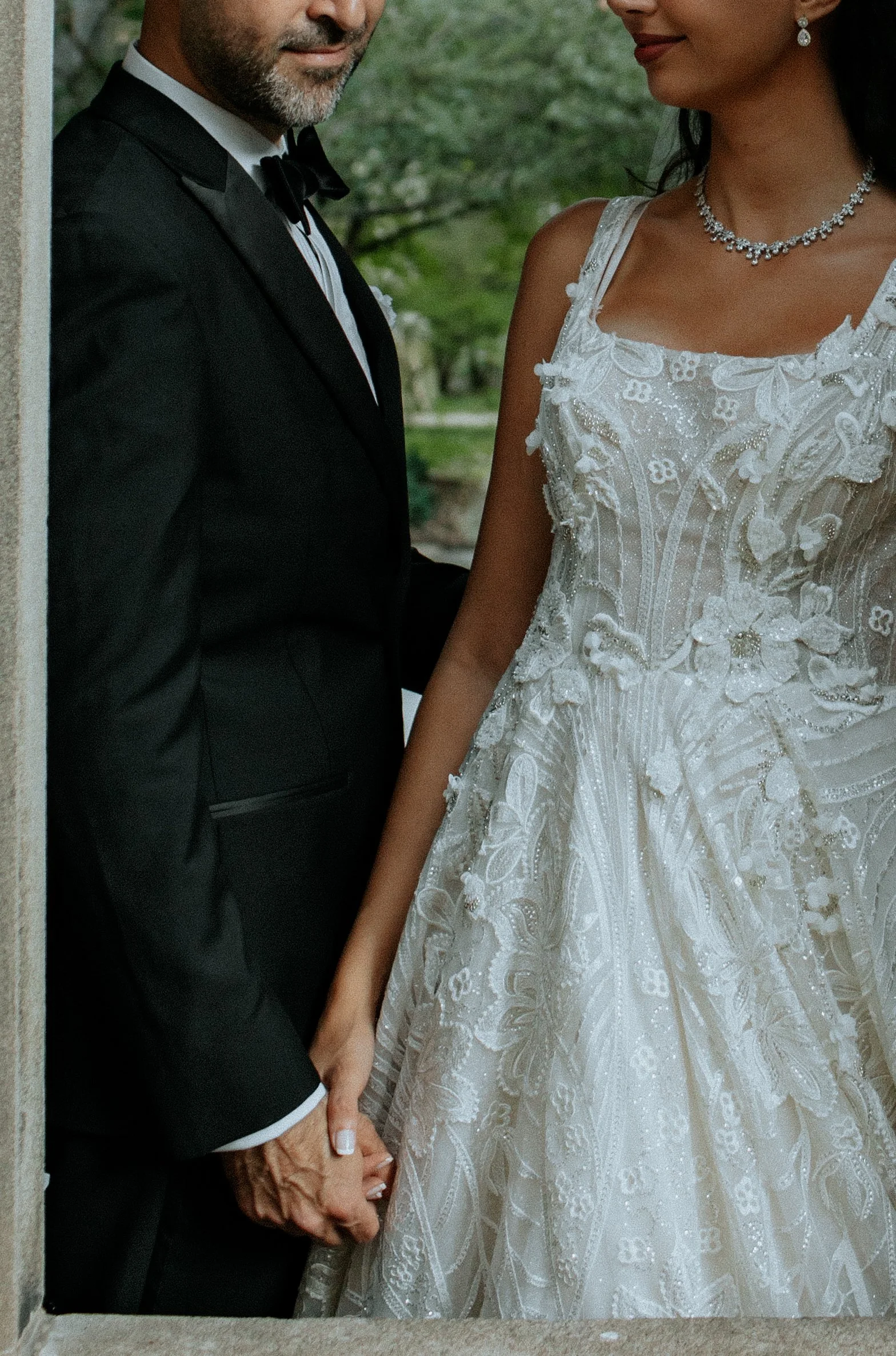 Chicago creative wedding photographer — couples coverage