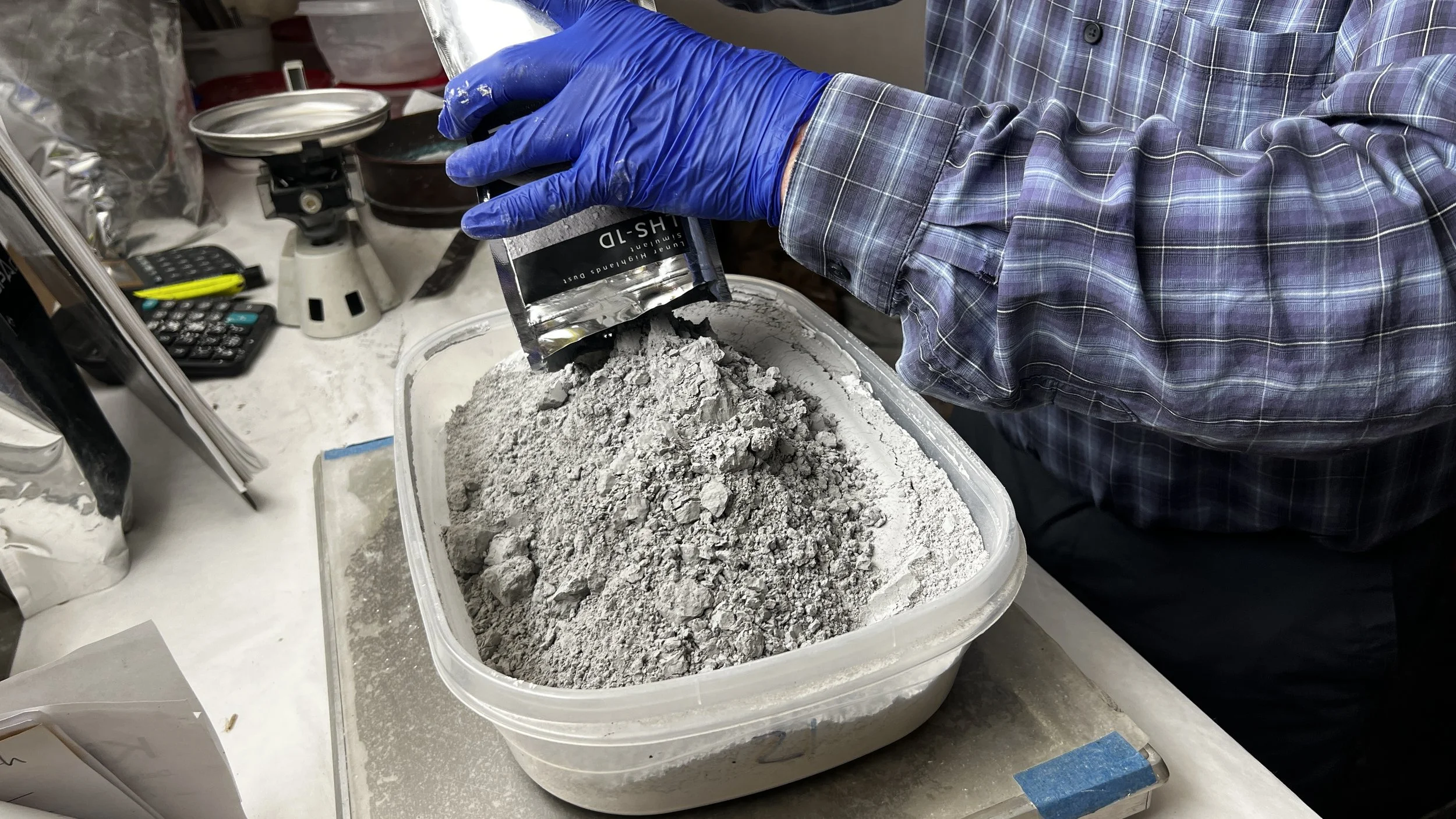 Mixing regolith