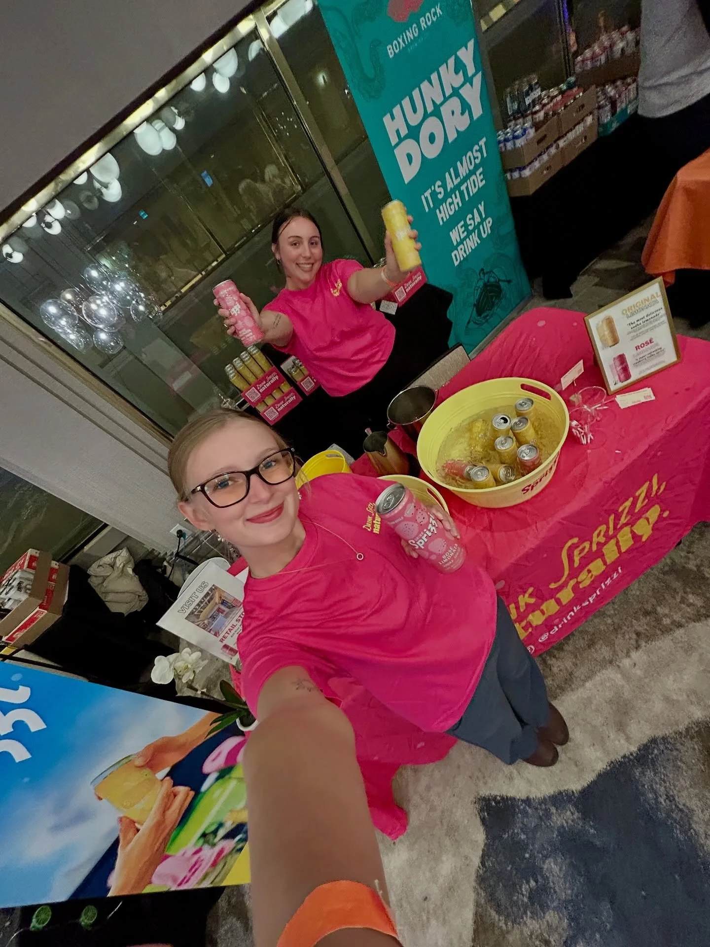 We had a blast at the Craft Beer Kitchen Party 🍋🥂 
Until next year!!!! 🤩
@restassocns @savourfw 
#halifax #cottageparty #spritz