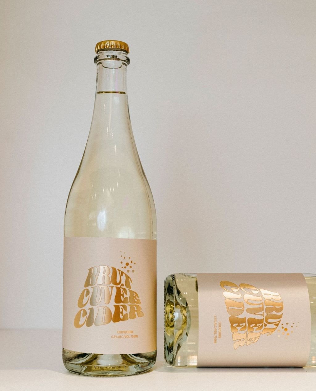 Crisp, dry, and oh-so-sippable 🥂⁠
⁠
Available at our retail shop📍620 Nine Mile Drive⁠
⁠
⁠
#drinkstagram #happyhour #cheers #cocktailhour #Halifax