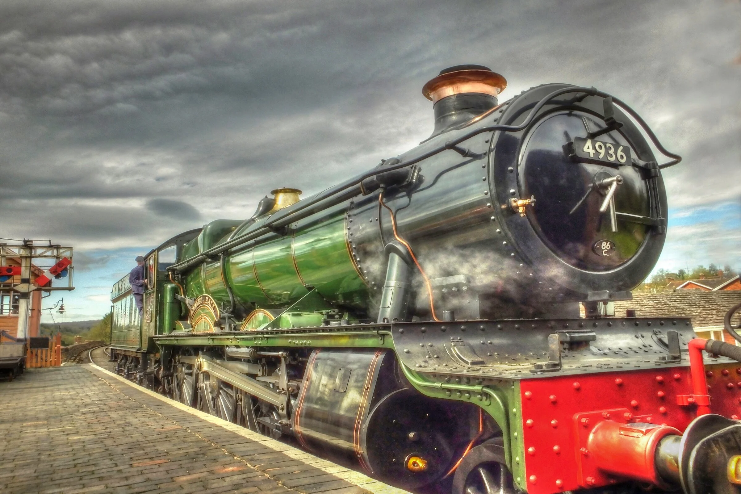 Kinlet Hall Steam Train