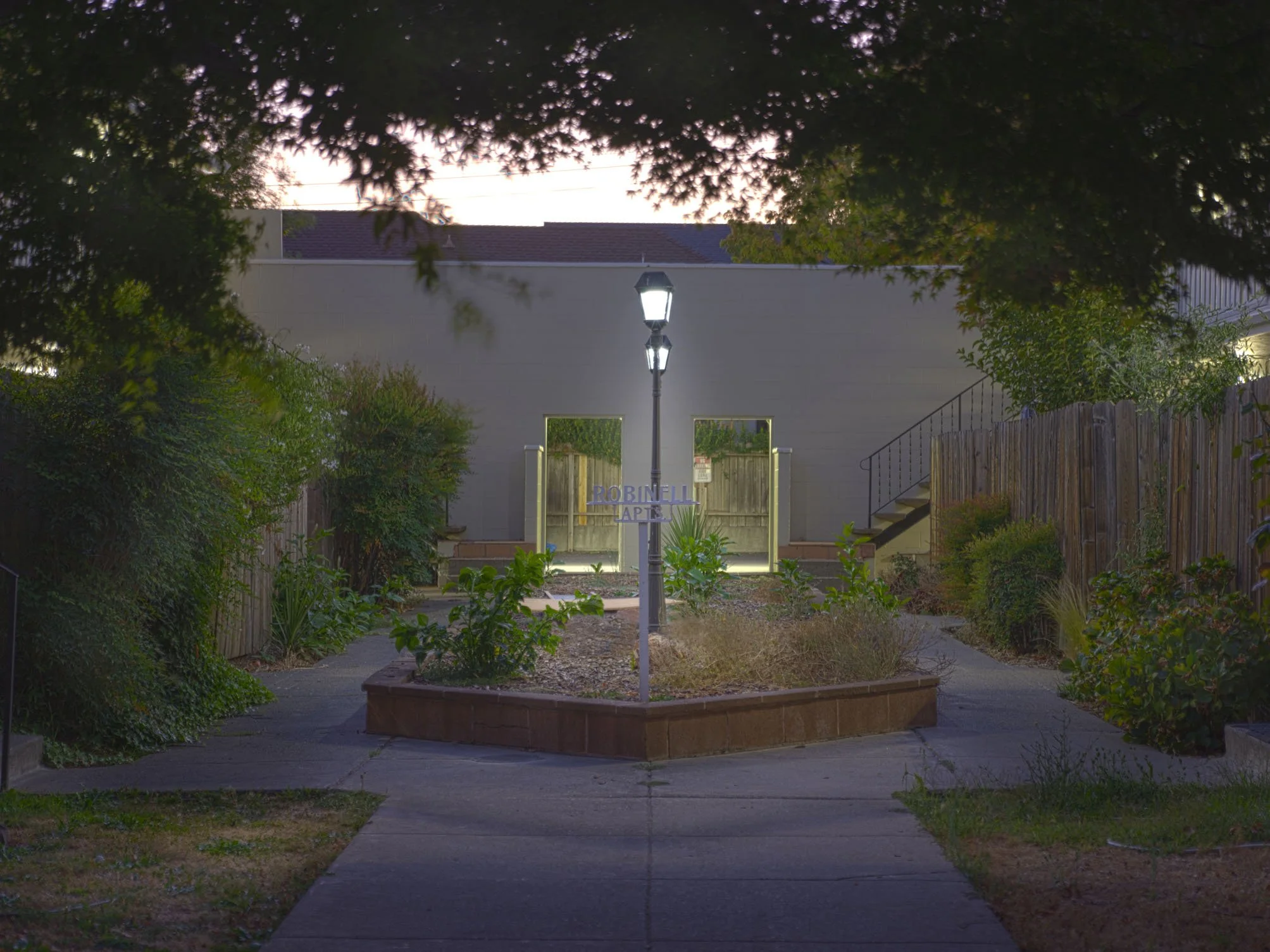 11.Robinell Apts copy_1.jpg
