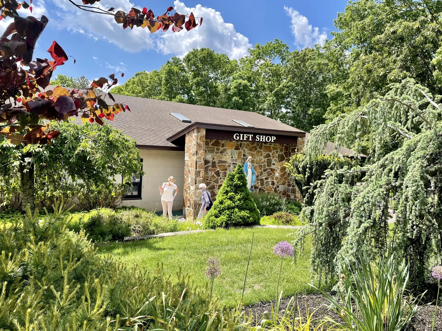 gift-shop-shrine-of-our-lady-of-the-island