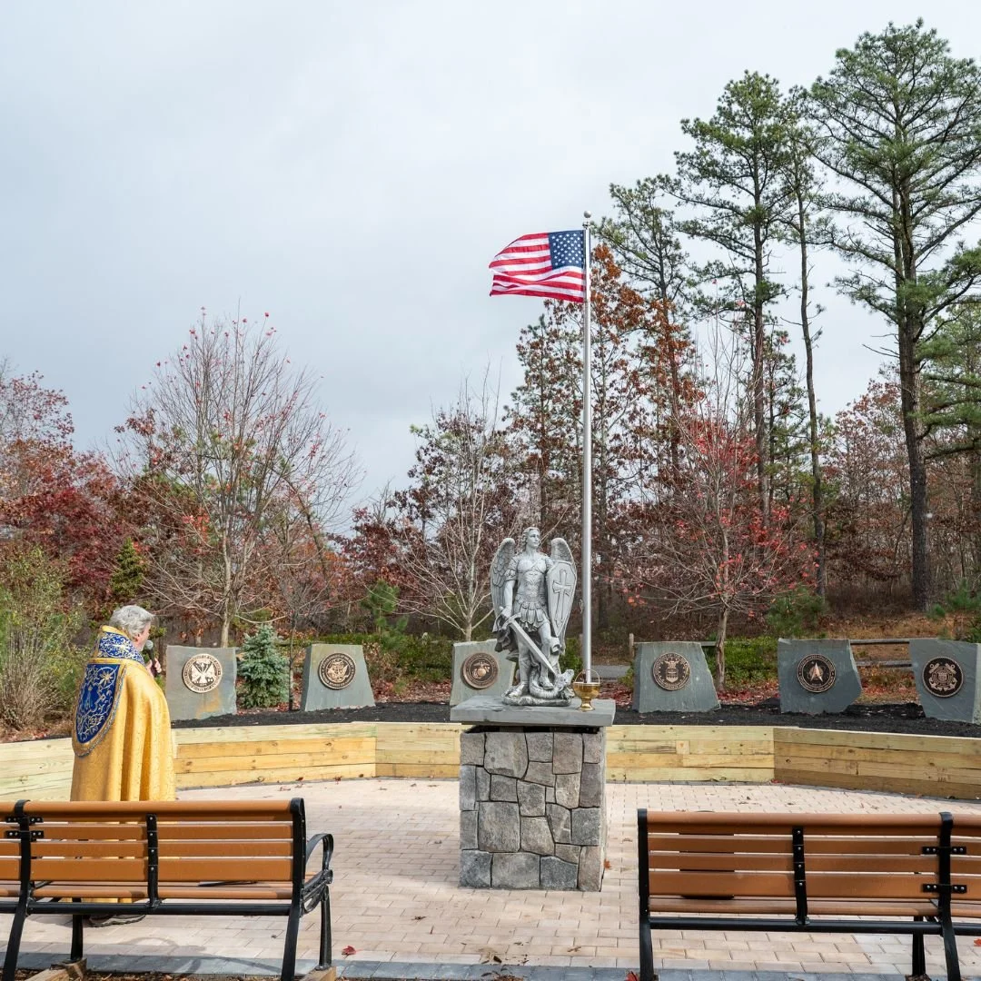 Memorial Bench (10).jpg