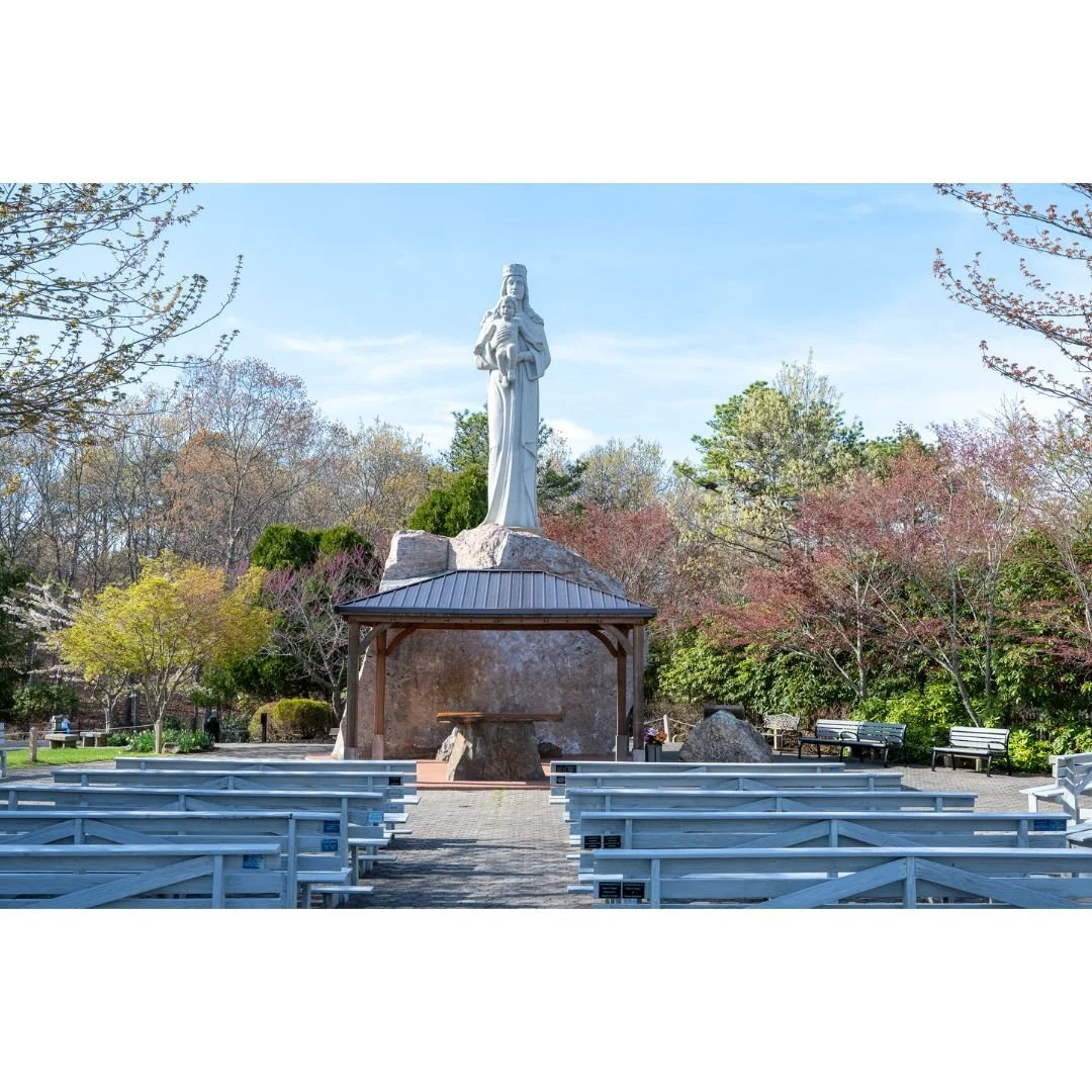 Memorial Bench (15).jpg