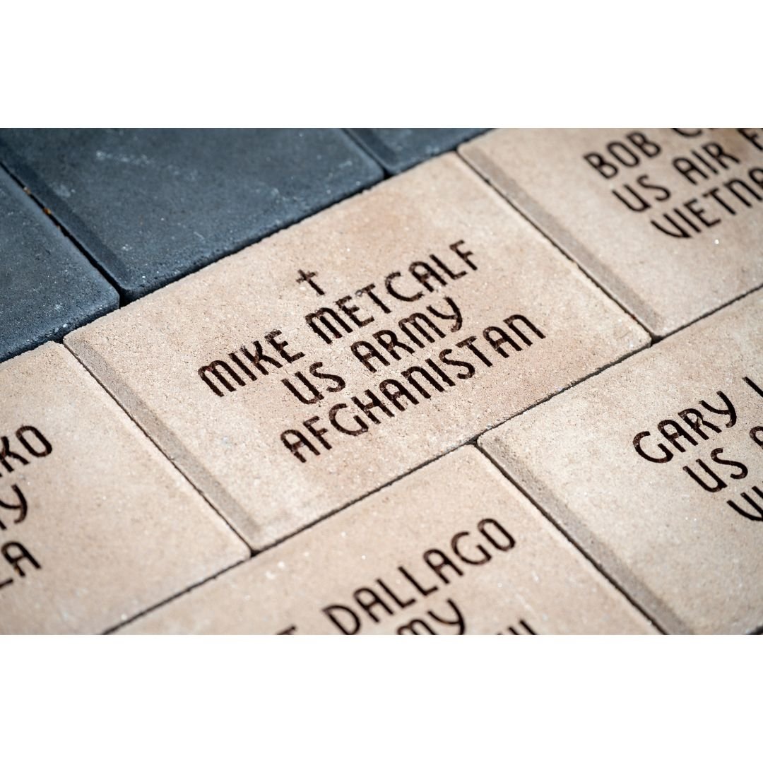 Memorial Bench (8).jpg