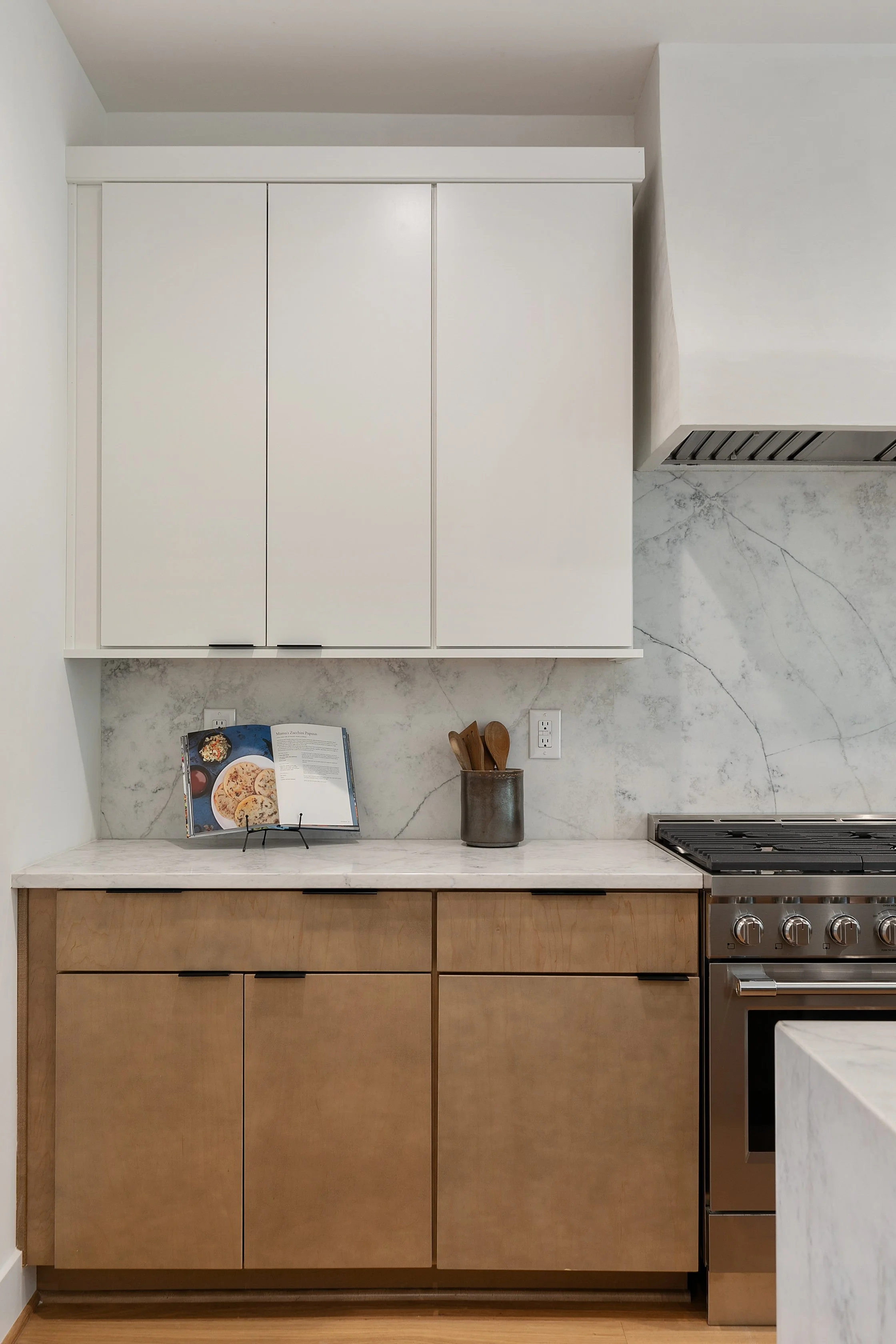 3115 Grayland Ave-26.jpg