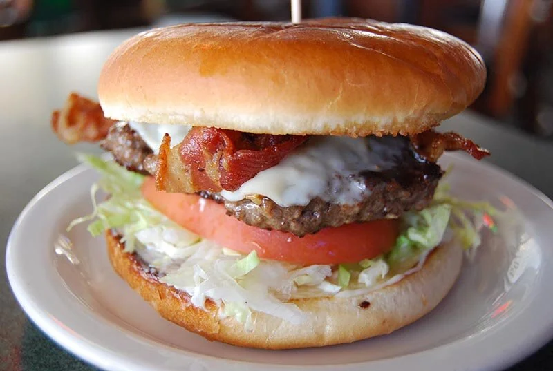 Putters Patio and Grill