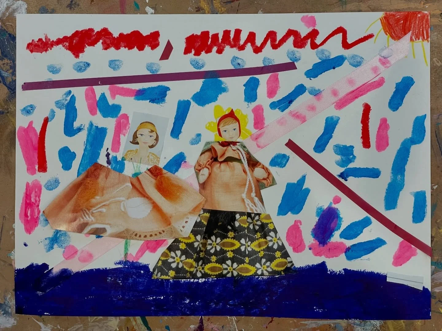 Words and plants both have roots, and today we played with that idea. We talked about mama, a word that grows from a baby sound heard all over the world. Then we became flowers: stretching, blooming, and soaking up sunshine, just like the original me