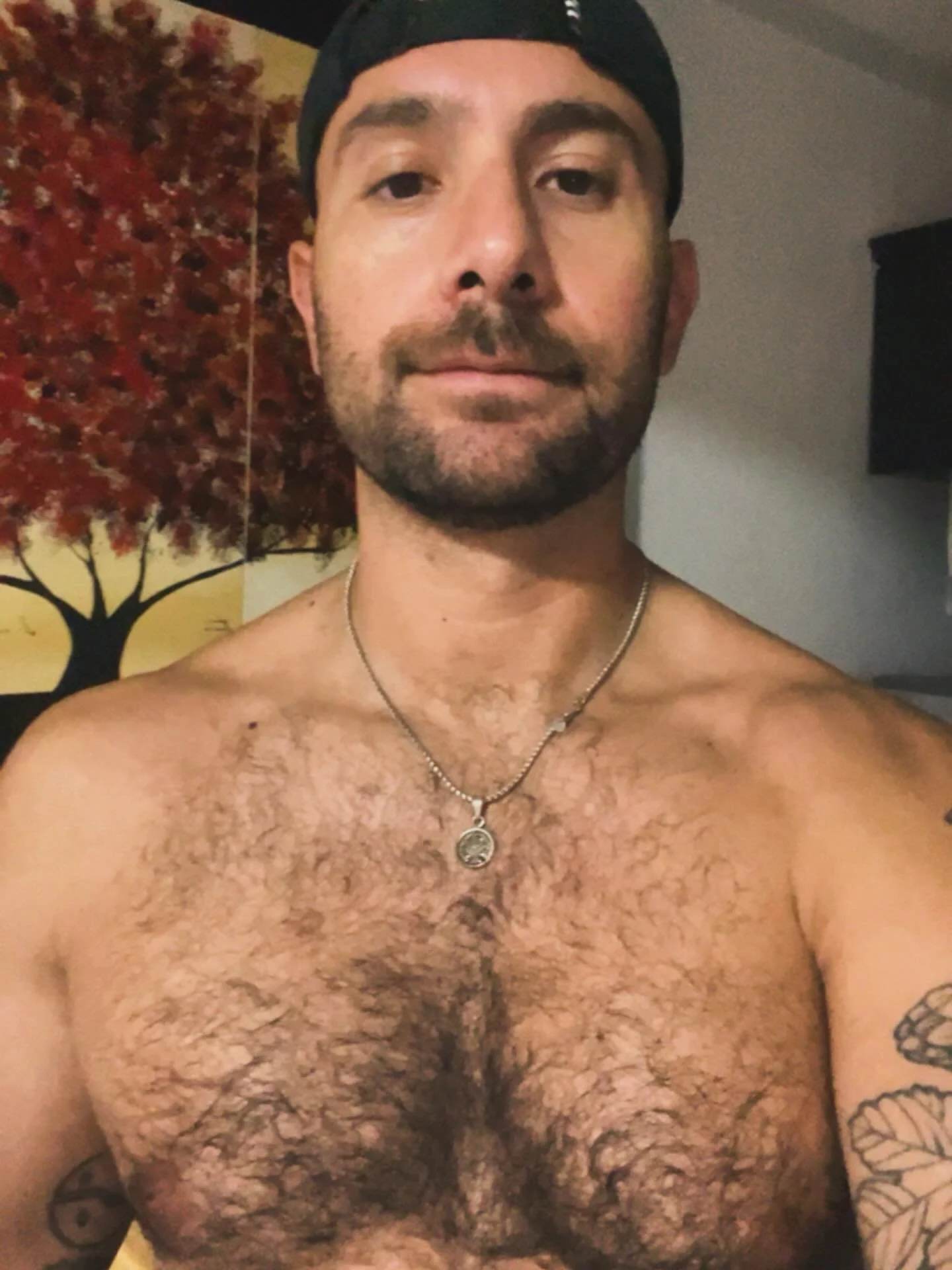 Did I feel like going to the gym? No 👎🏽 
Was it a pain in the a$$ to get there today? Absolutely 
Was every human being on this planet there at the same time? 100% 😵&zwj;💫
Do I regret squeezing in my workout on a very busy day? ABSOLUTELY NOT 🤟?