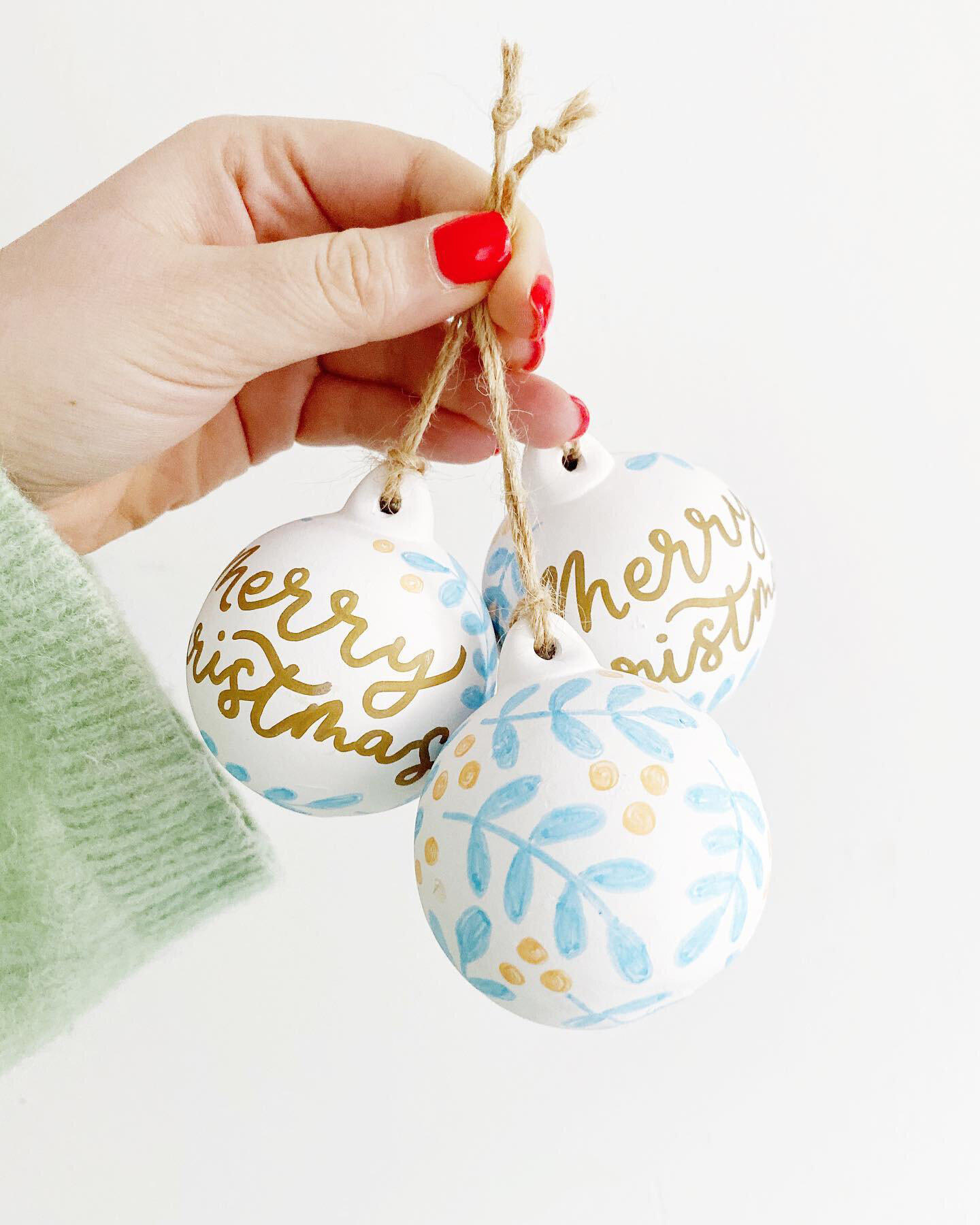  Personalised bauble brand workshop for Aveeno baby delivered by Becki Clark.  