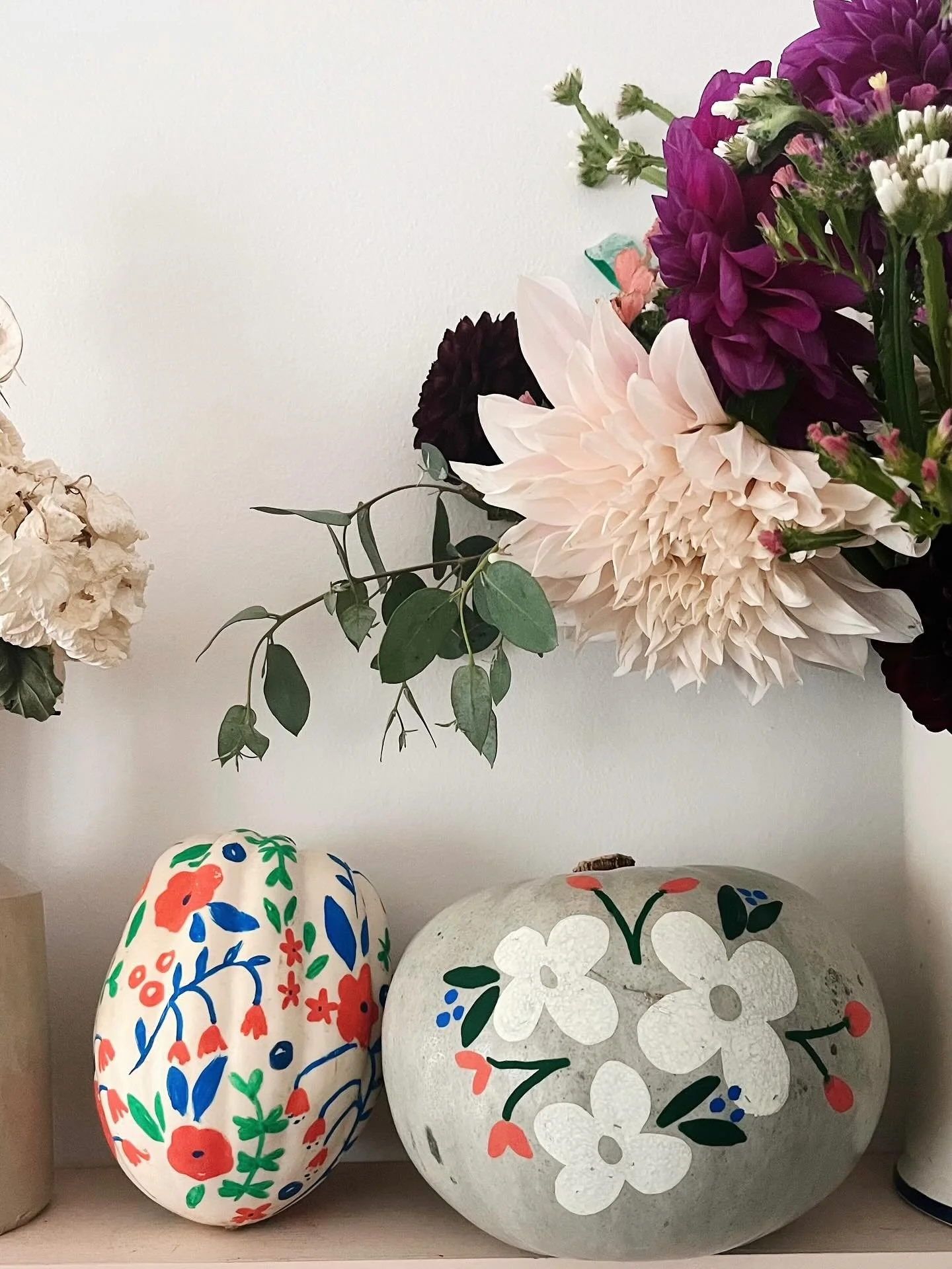 Folk art pumpkins 🍂 Fancy learning how to paint your own pumpkins this year, head to my website to find ready to watch workshops, once purchased you&rsquo;ll be sent a link to the session to download &amp; watch at your own pace 💫