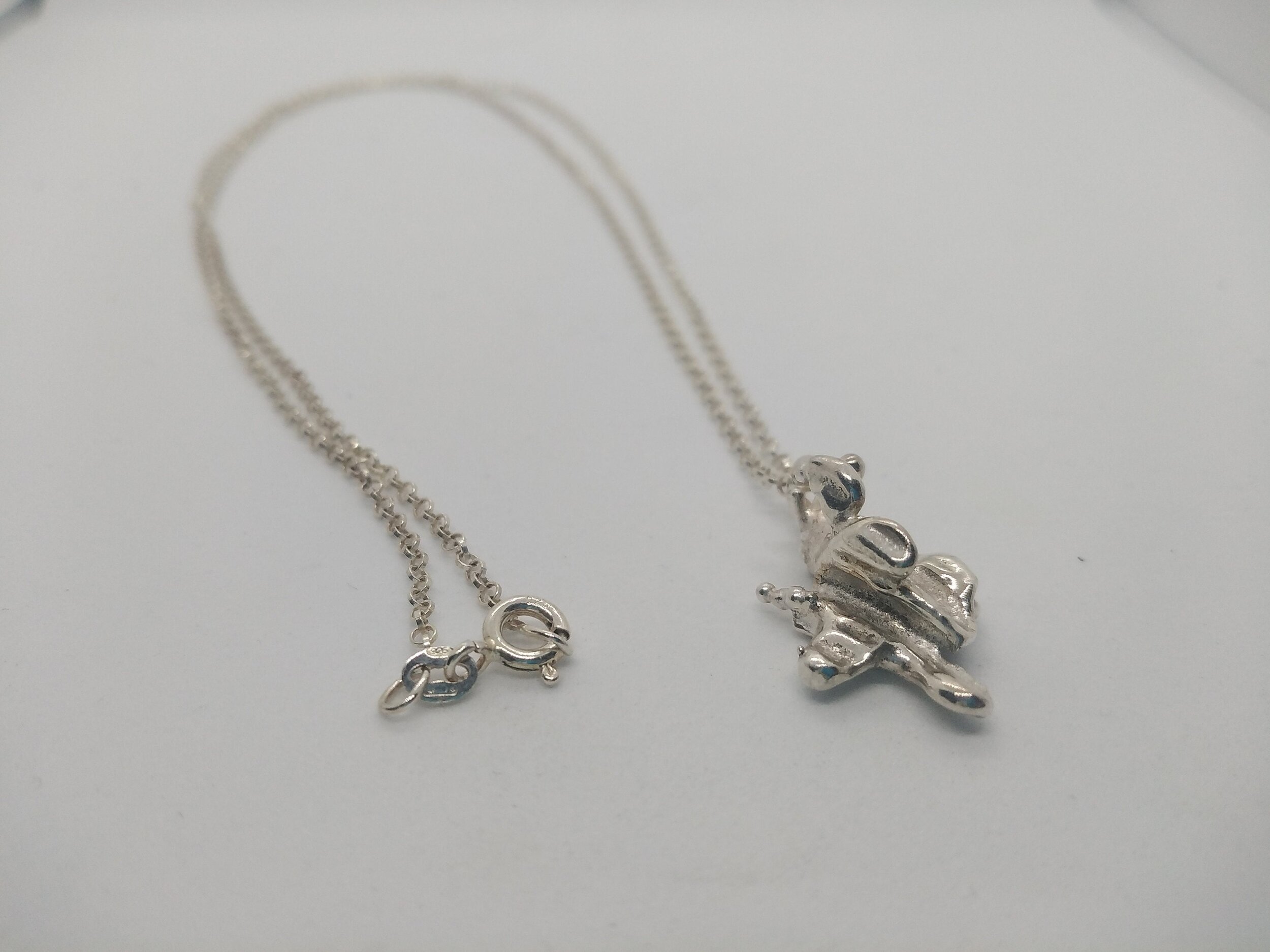 https://i.etsystatic.com/20718168/r/il/5e07bd/3040261293/il_fullxfull.3040261293_dv2c.jpg
