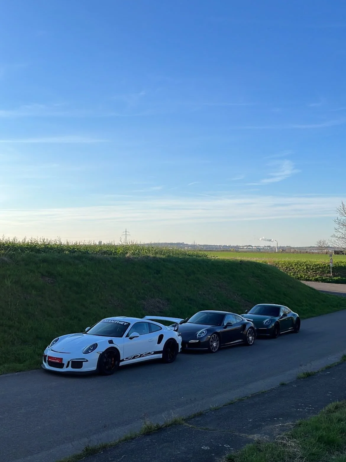 2025 gave us more than we could&rsquo;ve asked for &mdash; memories, support, and the best people around us. Thank you all for being part of this year. Wishing everyone a strong, fresh start into 2026. ❤️

#dlsautomobile