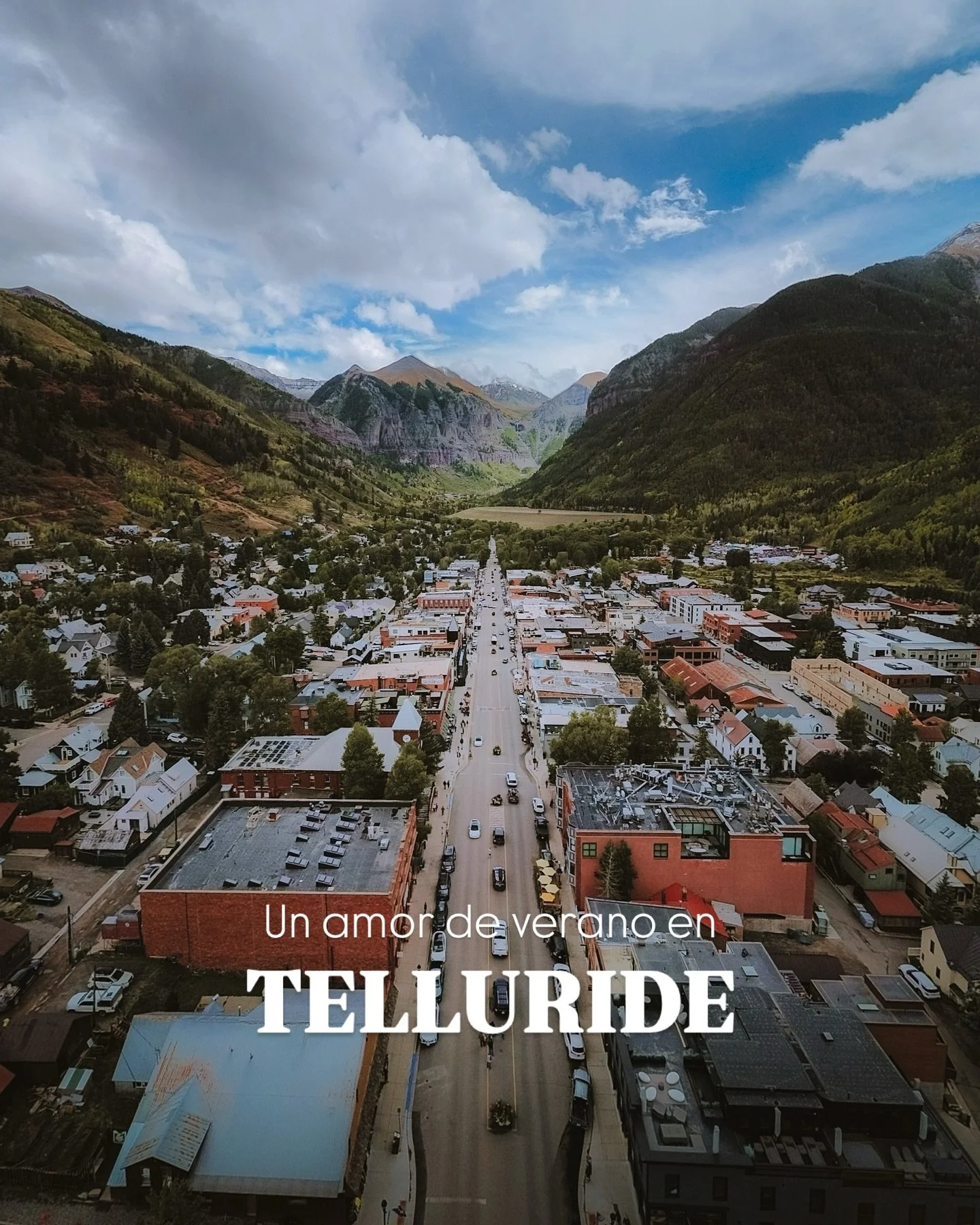 Despu&eacute;s de mandar muchas aplicaciones de trabajo mientras est&aacute;bamos en Baja California en Marzo, nos lleg&oacute; el llamado desde Telluride, Colorado para trabajar en el restaurante de un hotel partiendo en Mayo hasta Septiembre. 
De v