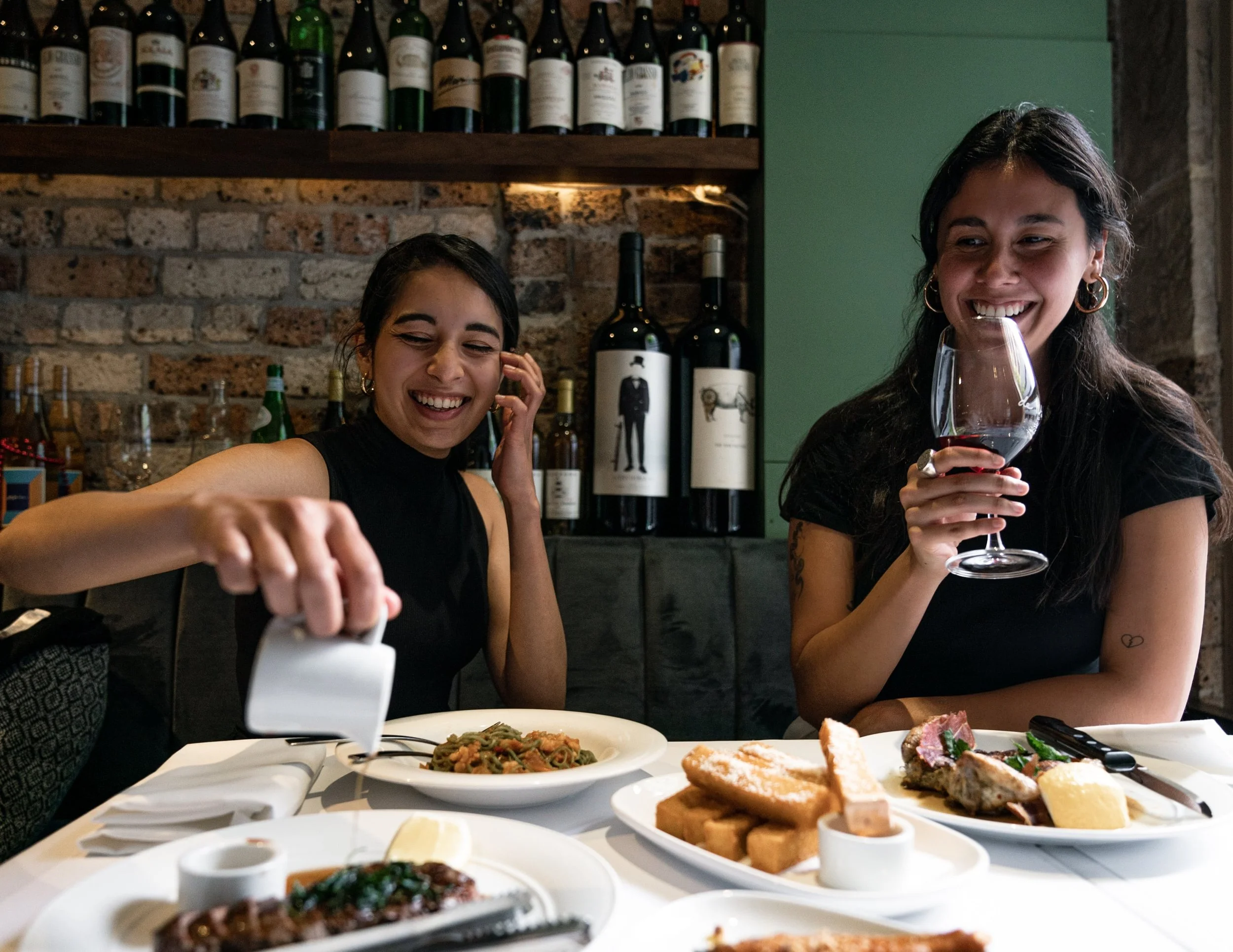 Wine Bar & Italian Restaurant Sydney CBD de Vine Food & Wine