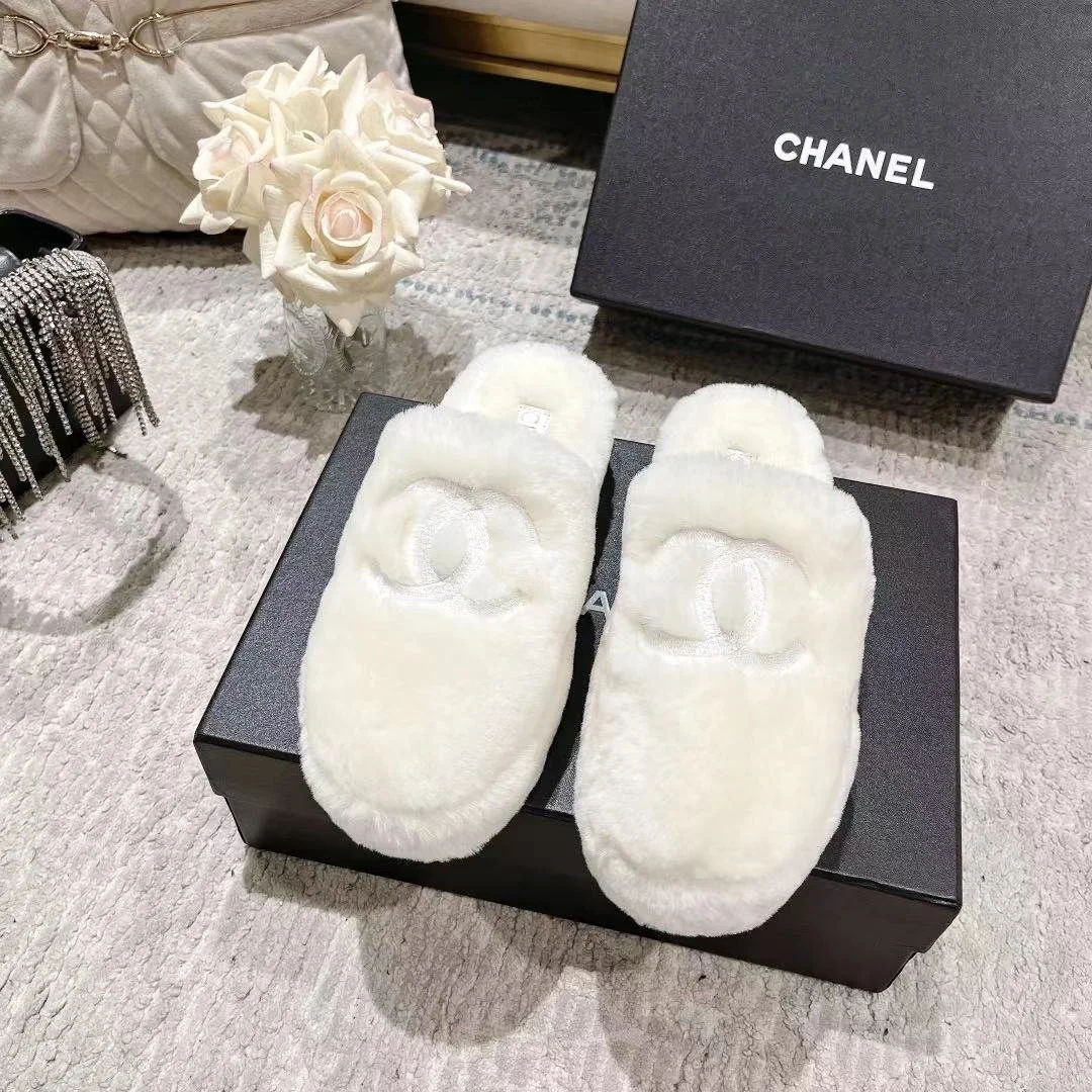CC SLIPPERS