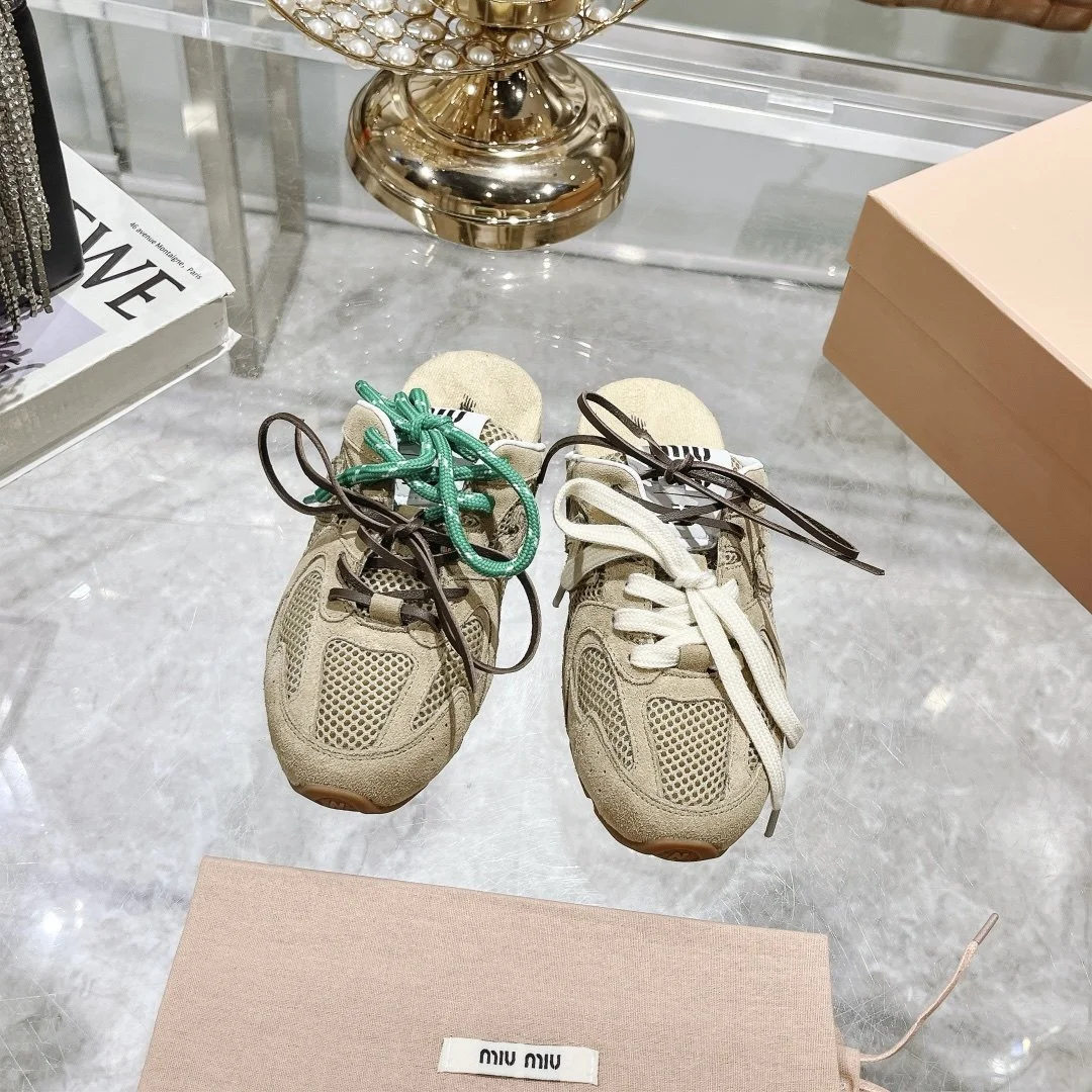 MIU SNEAKERS