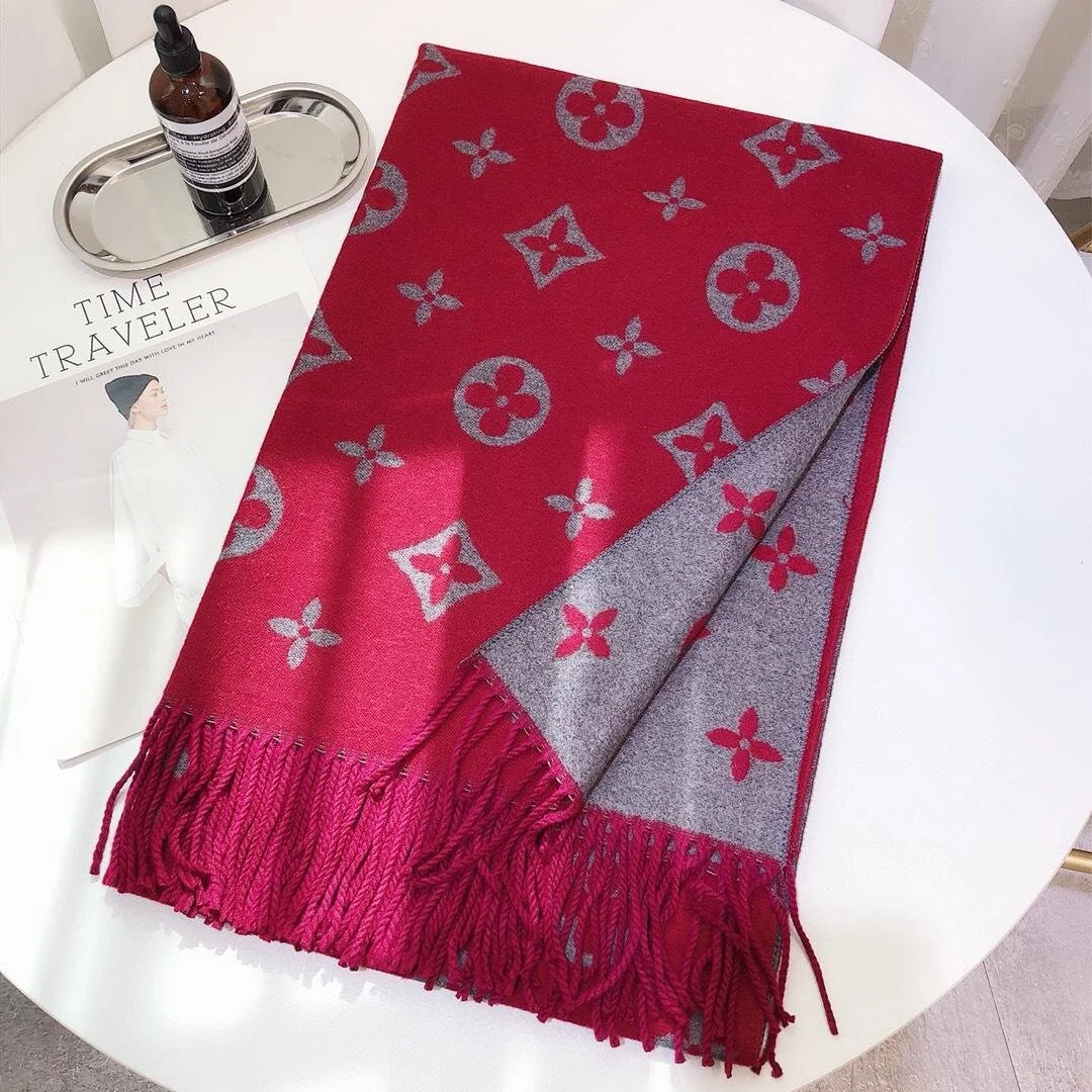 LV SCARF