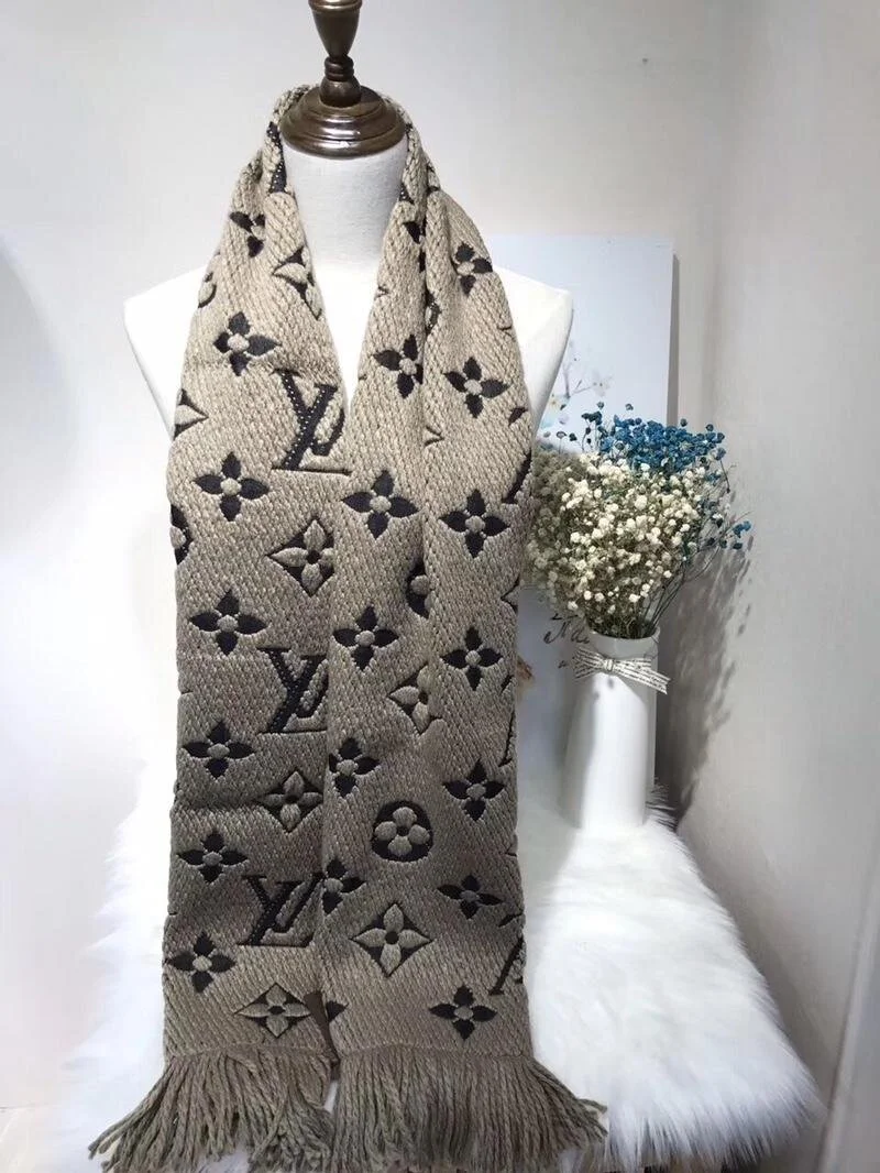 LV SCARF