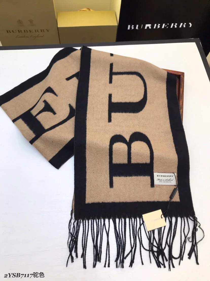 BURBERR* SCARF