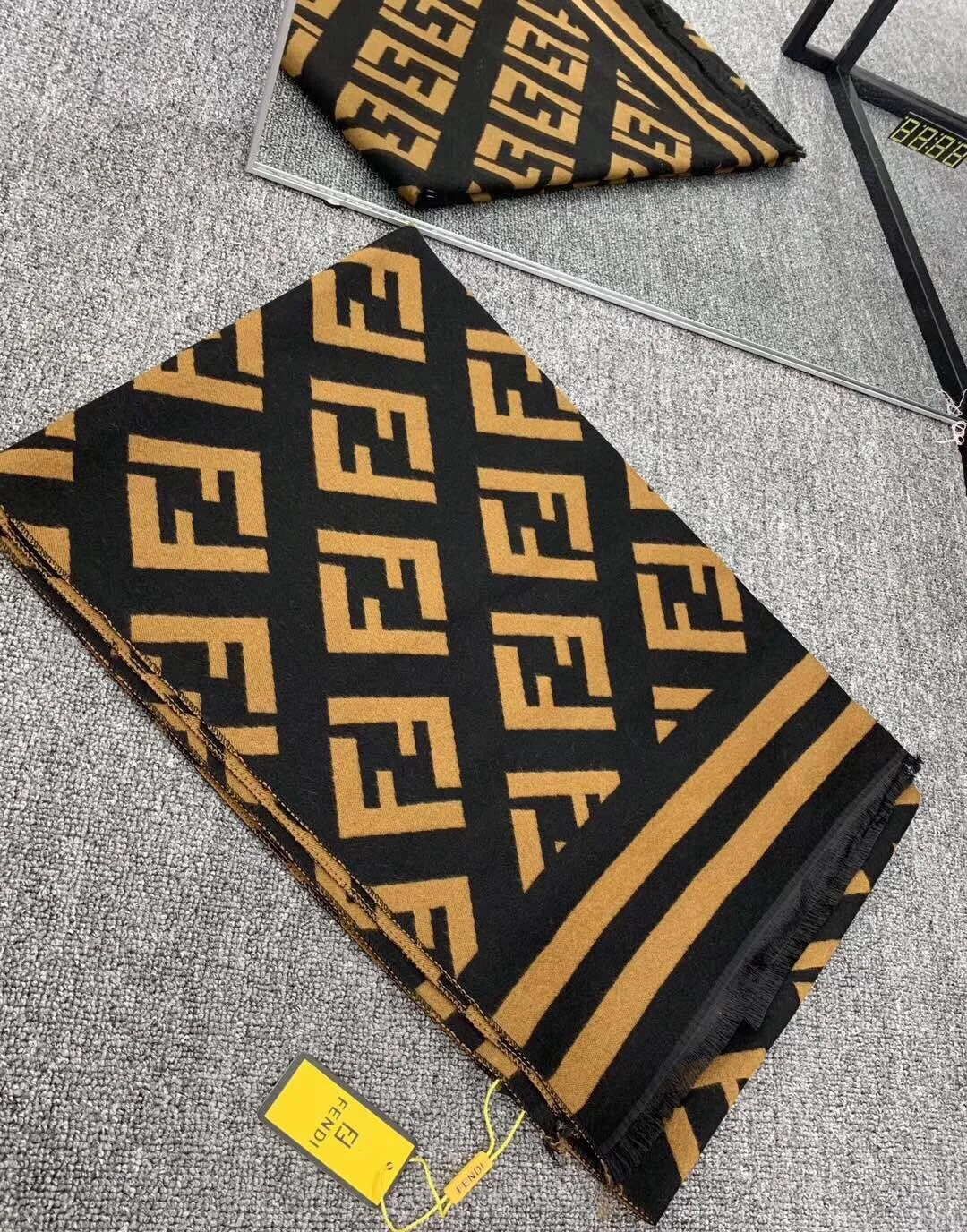 FF SCARF