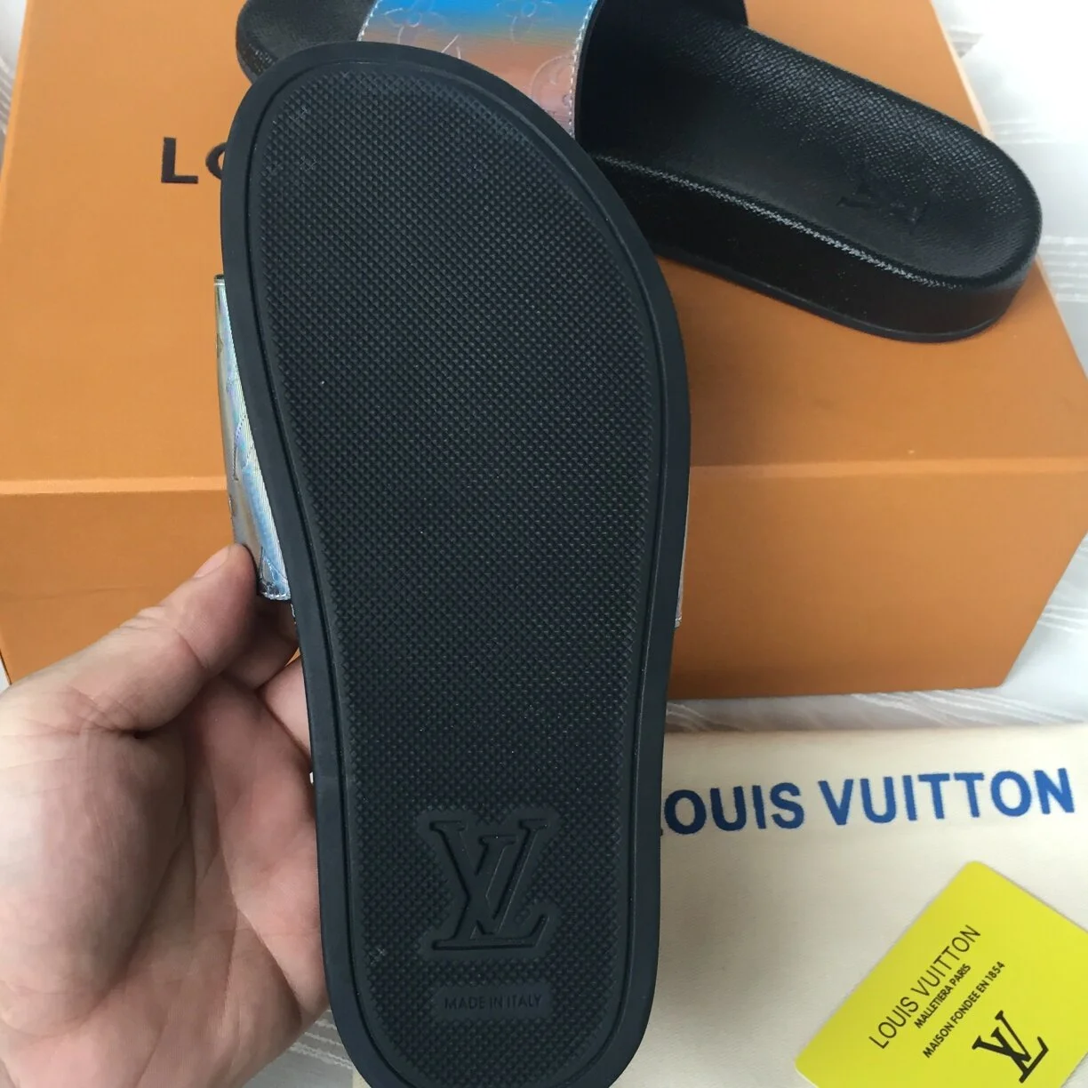 LV WATERFRONT MULE — OHMYDESIGNER