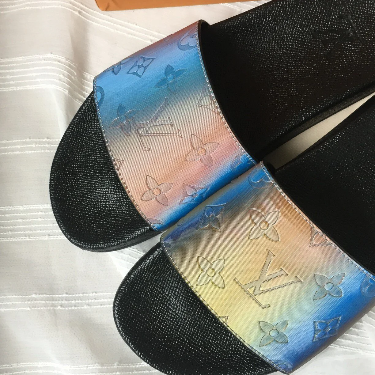 Leather Lv Waterfront Mule Slides LV WATERFRONT MULE — OHMYDESIGNER