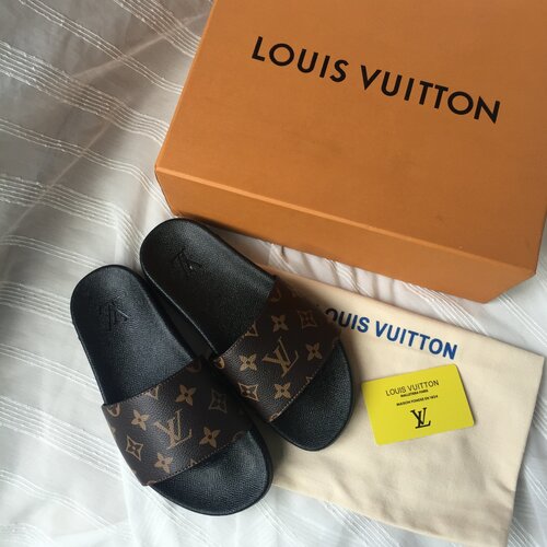 Ladies Louis Vuitton Slides  No Limit Wears - Wetinuneed