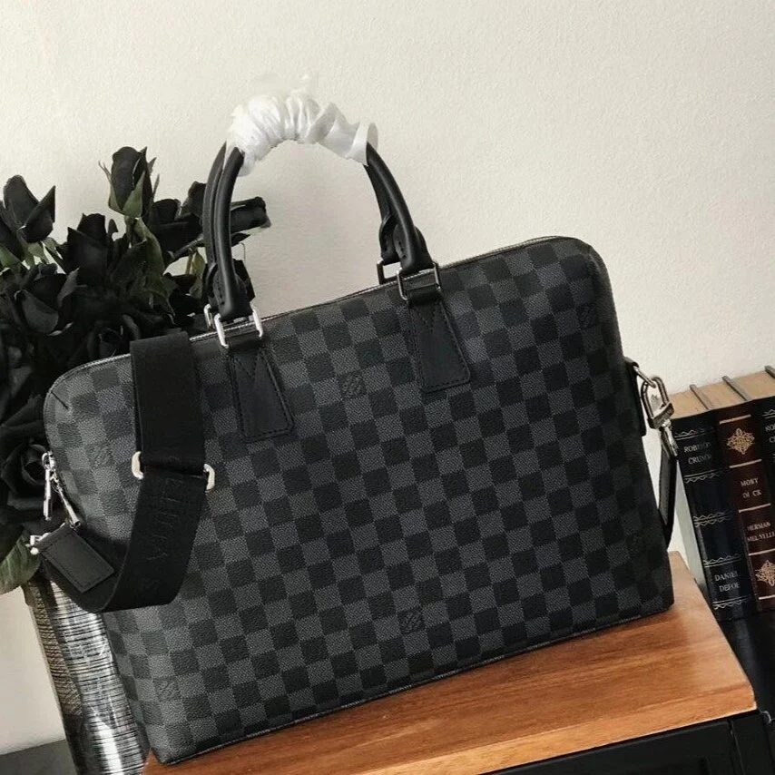 LV BUSINESS BAG