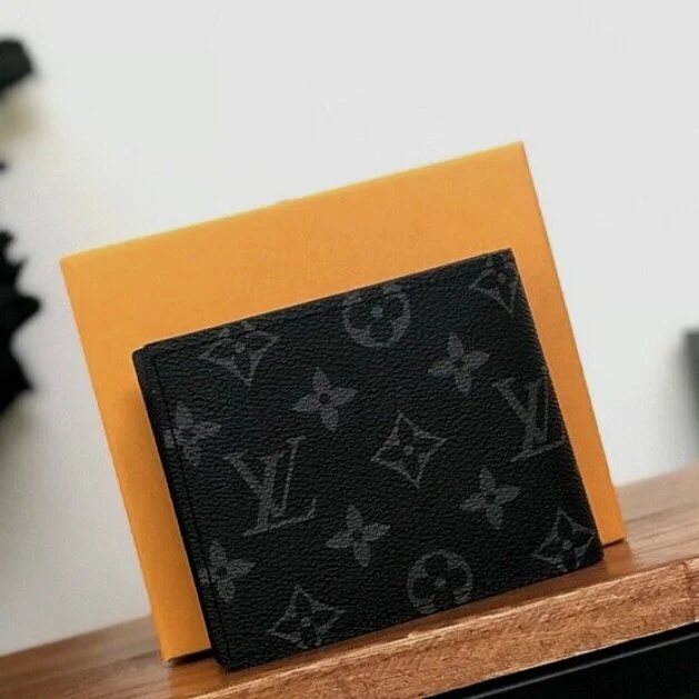 LV AMERIGO WALLET 