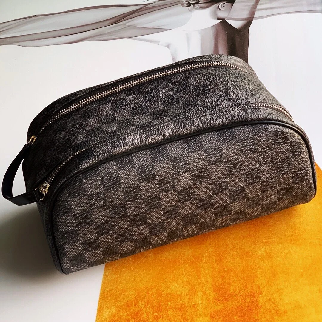 LV KING SIZE TOILETRY BAG