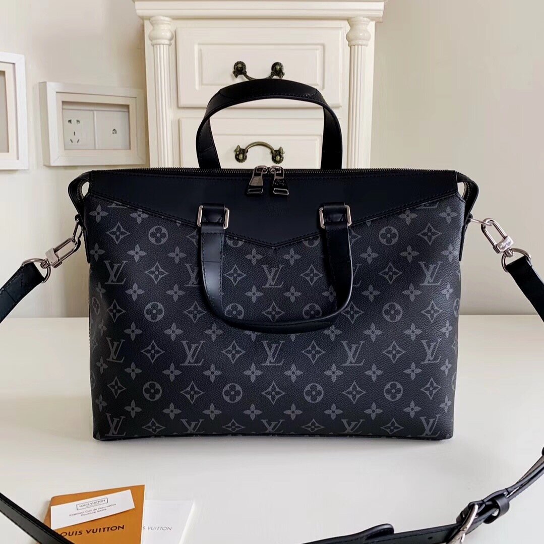 LV EXPLORER