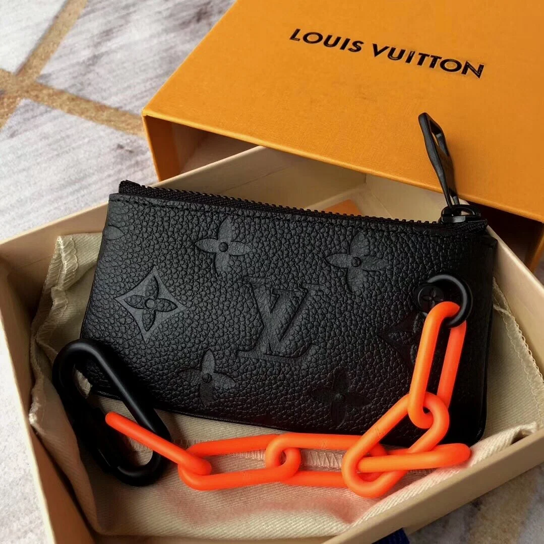 LV KEY CHAIN