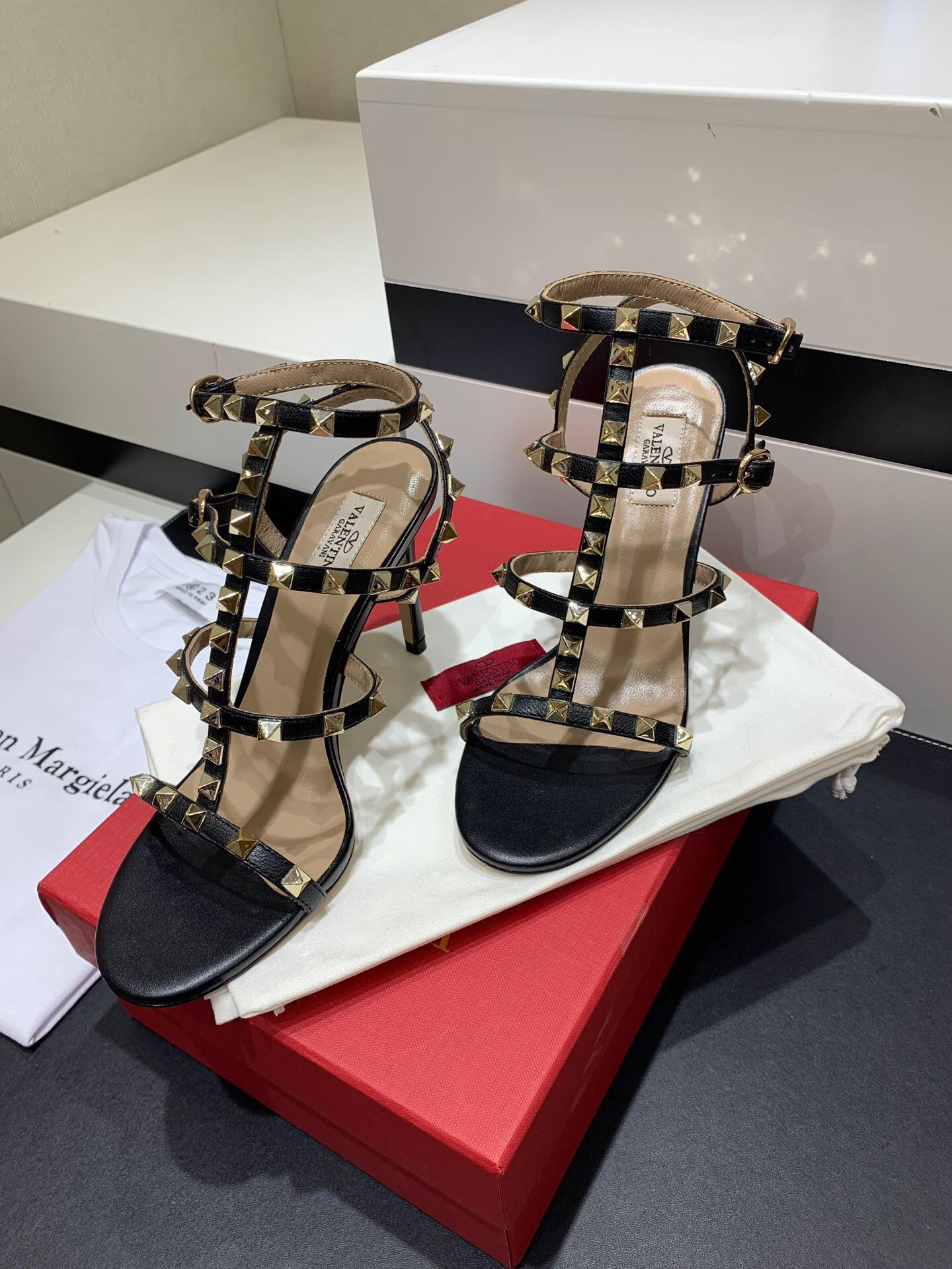 VLTN HEELS