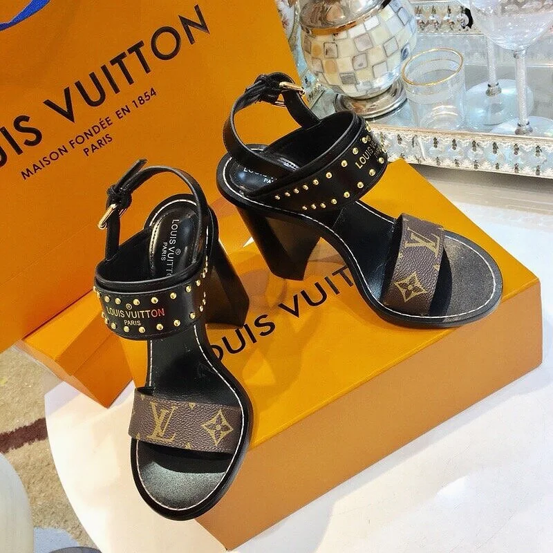 LV SANDALS
